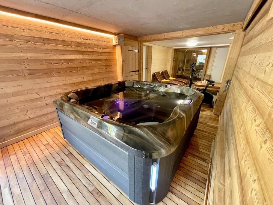 Chalet Kelly, Centre Ville / Jacuzzi / Sauna Gérardmer Exteriör bild