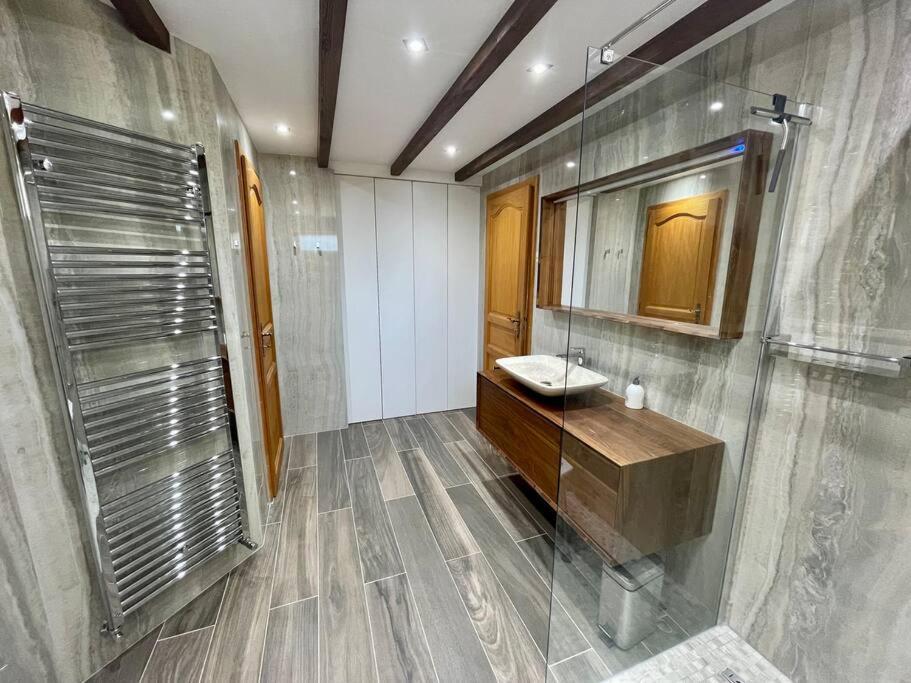 Chalet Kelly, Centre Ville / Jacuzzi / Sauna Gérardmer Exteriör bild